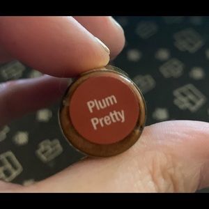 SeneGence Makeup - Plum Pretty LipSense SeneGence Makeup - Plum Pretty LipSense